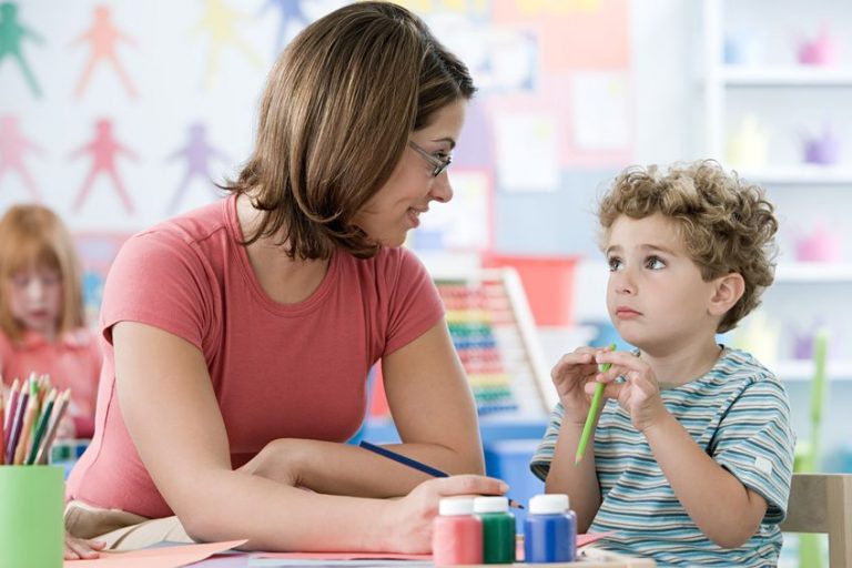 Comment se comporter avec votre enfant autiste ?